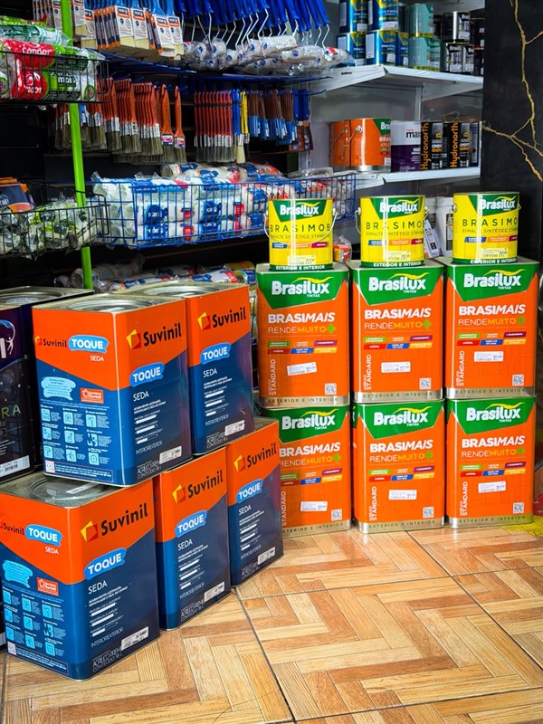 Tintas Brasilux e Suvinil